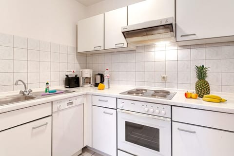 Villa Idyll, Gartenhaus, Whg 653 Apartment in Sellin