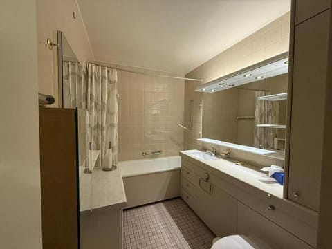 Radieux logement à 5mn du centre Apartment in Canton of Geneva