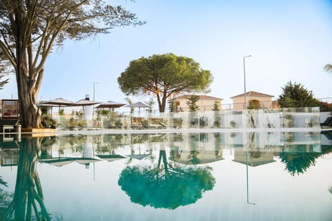 Day, Natural landscape, Pool view, Swimming pool