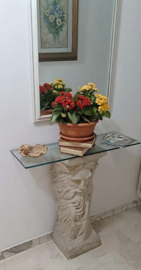 Decorative detail