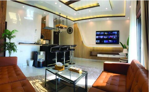 Kitchen or kitchenette, Living room