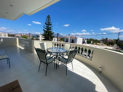 Day, Natural landscape, View (from property/room), Balcony/Terrace