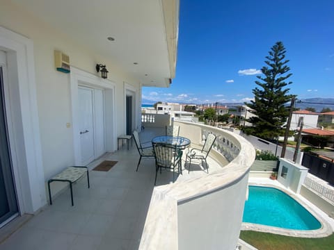 Property building, Day, Natural landscape, View (from property/room), Balcony/Terrace, Pool view, Swimming pool