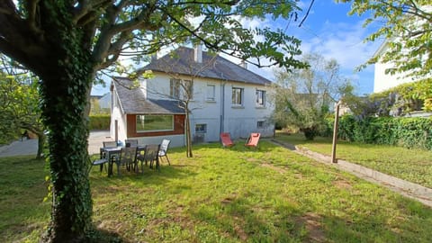 Maison spacieuse et conviviale a Saint-Brieuc Bed and Breakfast in Brittany