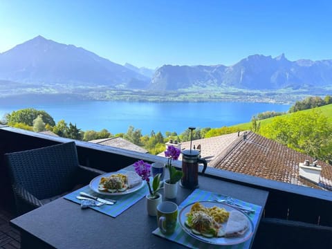 Concierge with Scenic Views and Long Stay by SwissHut Apartment in Canton of Bern (Region)