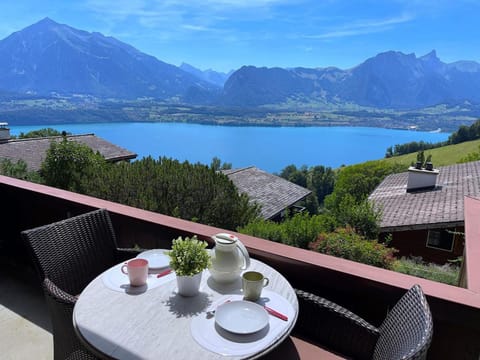 Concierge with Scenic Views and Long Stay by SwissHut Apartment in Canton of Bern (Region)