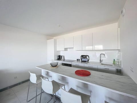 T3 vue panoramique sur la baie de Calvi Apartment in Calvi