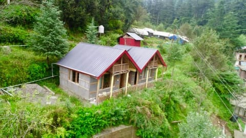 Property building, Day, Natural landscape, Garden, Garden view