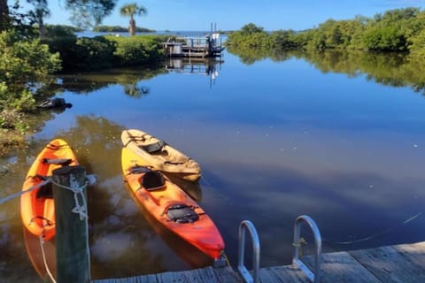 Flounder Inn Waterfront House in Cedar Key
