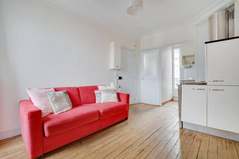 Tour Eiffel - Saint Dominique - Invalides Apartment in Paris