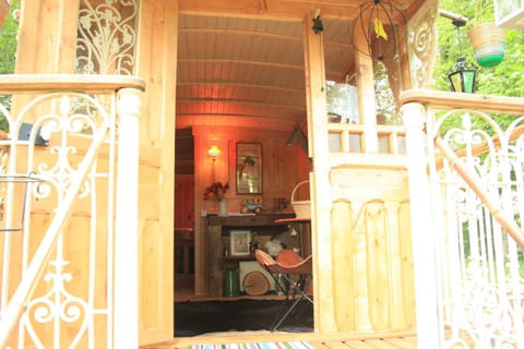 Roulotte en Sologne Bed and Breakfast in Centre-Val de Loire