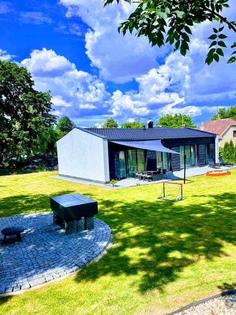 Property building, Natural landscape, Garden view