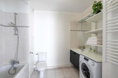 Cosy Prusse - Metro 7, La Villette, Paris, quiet Apartment in Aubervilliers