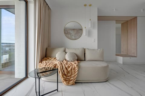 Bed, Living room, Photo of the whole room, Seating area