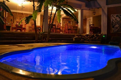 Swimming pool, Swimming pool