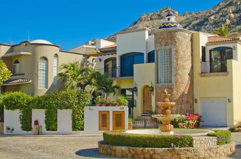 Property building, Day, Natural landscape, Mountain view
