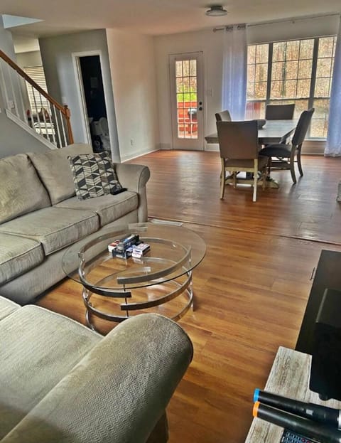 4br Amber Creek House - mins from dwtwn Atl House in Douglasville