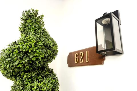 Your Perfect Oasis in Miami! House in Miami