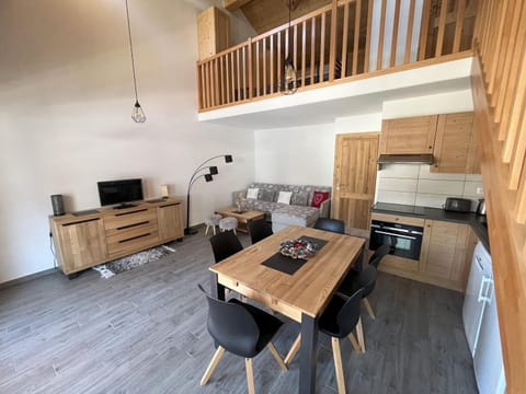 Confort moderne avec mezzanine près du téléphérique - FR-1-464-247 Apartment in Pralognan-la-Vanoise