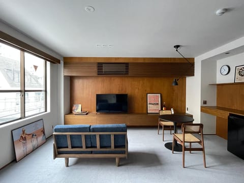 TV and multimedia, Living room
