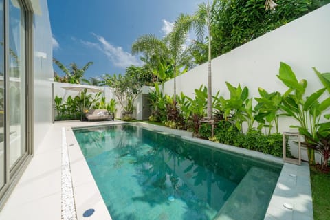 Day, Garden, Hot Tub, Garden view, Pool view, Swimming pool