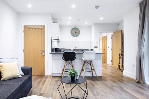 Kitchen or kitchenette, Living room