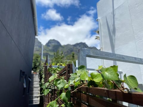 Inviting 2-Sleeper Retreat U4 ! Apartment in Cape Town