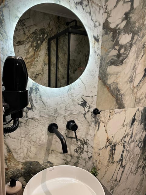 Ladadika X-Retrite Suites Apartment in Thessaloniki