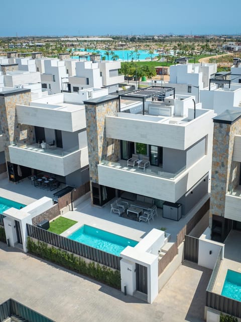 Property building, Garden