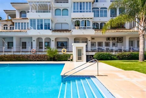 Property building, Garden, Pool view, Swimming pool, Swimming pool