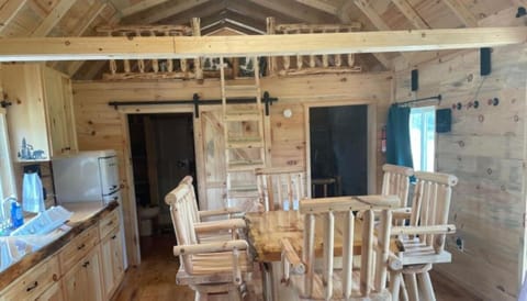 Black Bear Cabin Cabin in Wisconsin