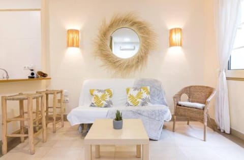 Bed, Living room, Dining area