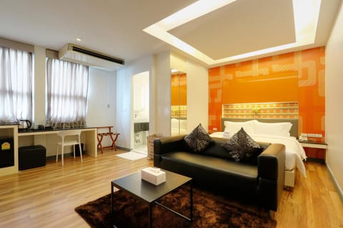 Photo of the whole room