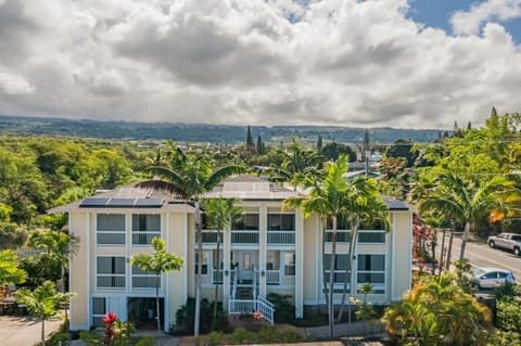 Kona Trio, Rent 3 Private Units Together Apartment in Holualoa