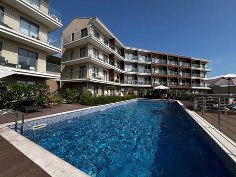 Apartments Zevs Kavac Apartment in Kotor Municipality