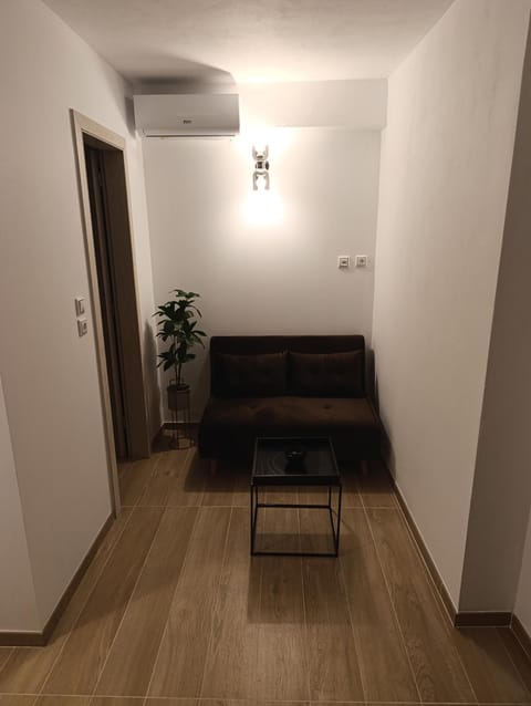Escala 4 Luxury Appartment with Free parking Apartment in Volos