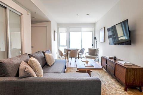 Communal lounge/ TV room, TV and multimedia, Living room, Seating area