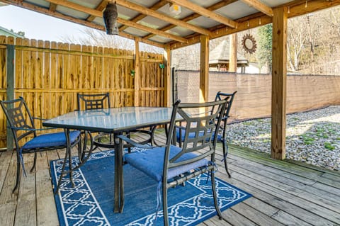 East End River Retreat Dogs Welcome! House in Indiana