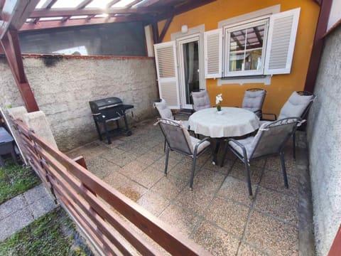 Patio, Day