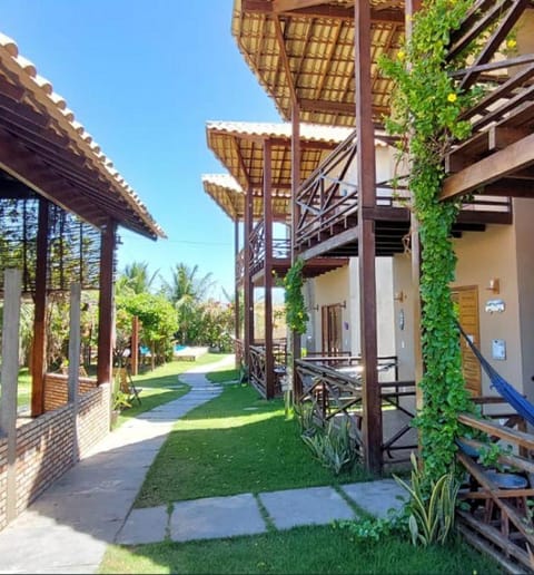 Property building, Day