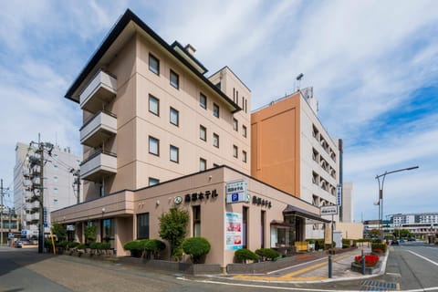 Property building, Day, Neighbourhood, Location