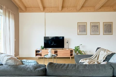 Casa Montesei di TSS' -Ampio, di classe, vista e posto auto Apartment in Trentino-South Tyrol