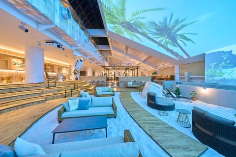 Communal lounge/ TV room, Lounge or bar