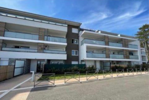 Studio Leman Ciel avec parking privé gratuit Apartment in Gex