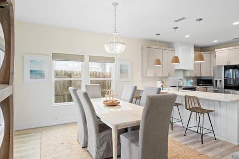 Palm Paradise House in Sunnyside