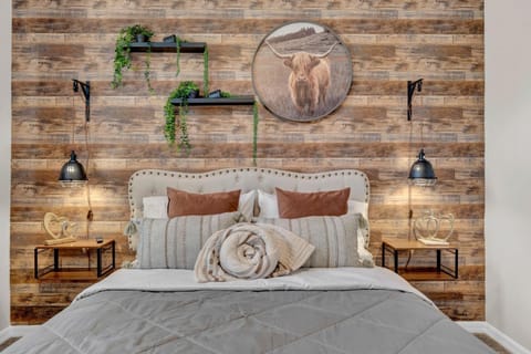 Modern 2BR2BA King Bed Pool, Gym #6 Apartment in Westchase