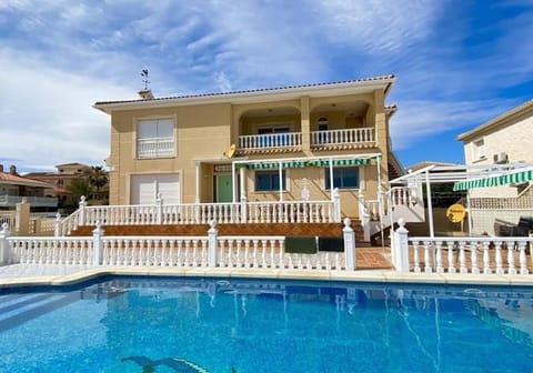 Balcony/Terrace, Swimming pool