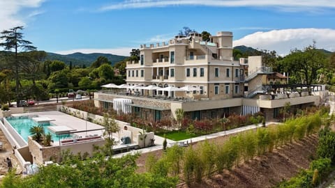 Property building, Nearby landmark, Spring, Day, Natural landscape, Garden view, Swimming pool