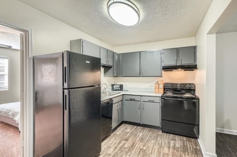 Overlook Club G2 l Spacious and cozy Apartment in Cumming