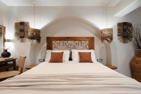 Chic Elysium - Felicity Apartment in Naxos